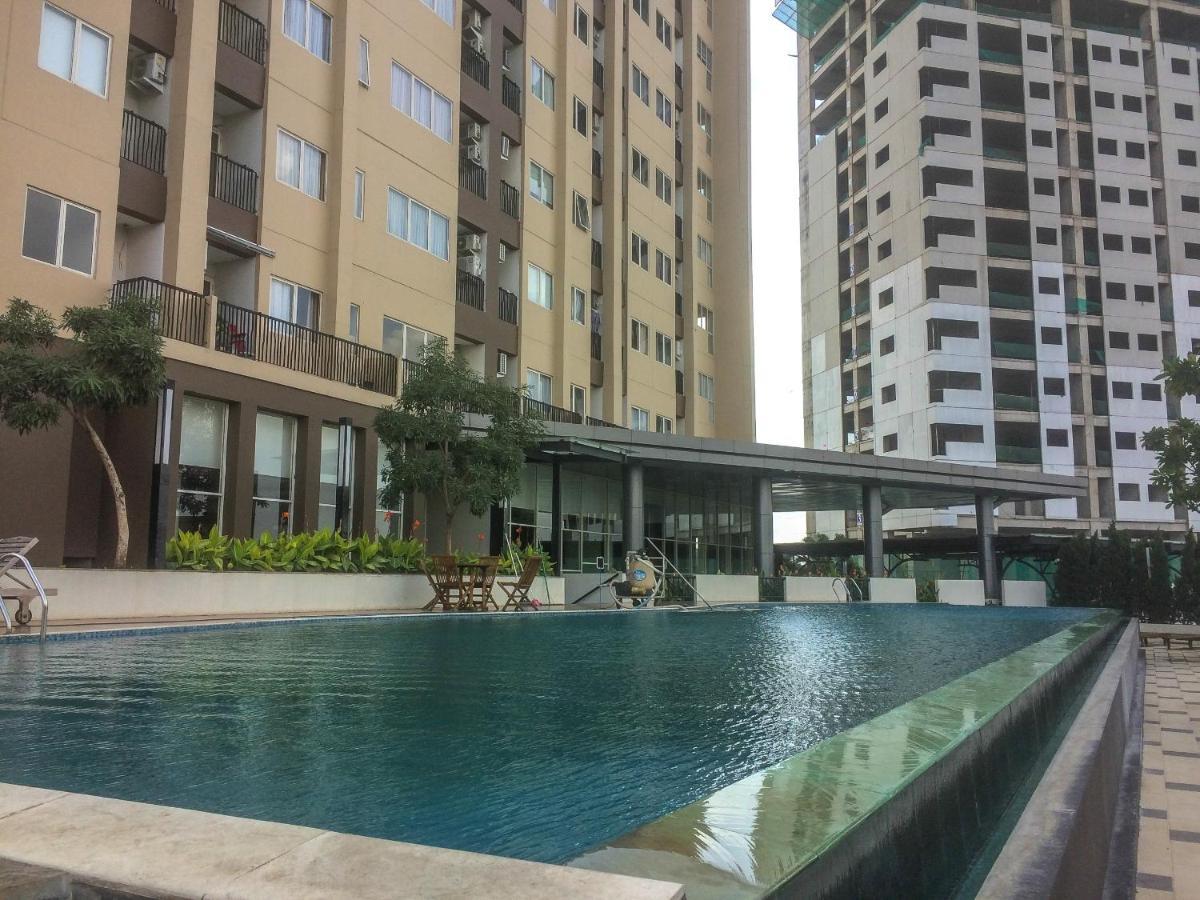 Homey&warm Oasis Cikarang By Travelio * Bekasi